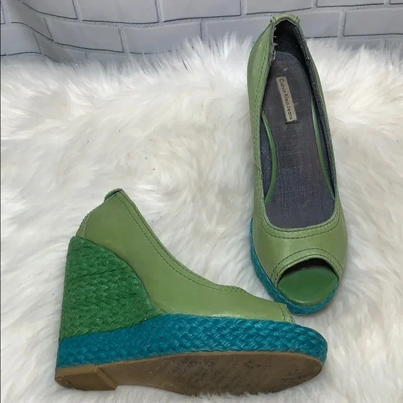 Calvin Klein Hallen Green Wedge Shoes Size 10 runs small 9.5 - Picture 1 of 5